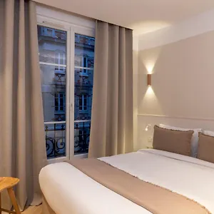 Le Daum 3*, Parigi Francia